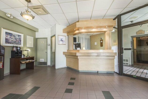 Quality Hotel & Suites Sherbrooke - Photo3
