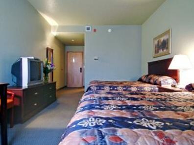 Sioux Lookout Inn & Suites - Photo2