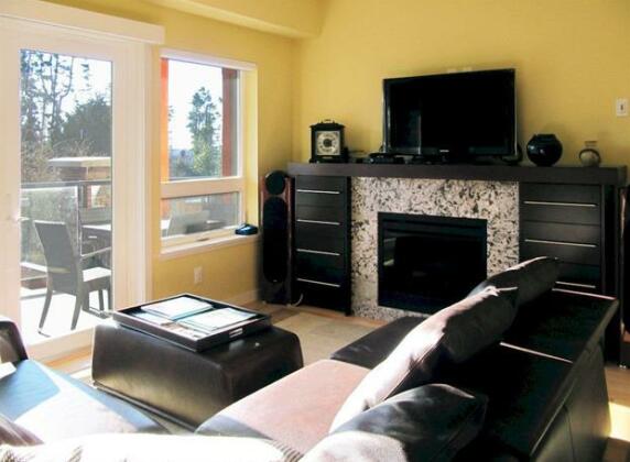 Mariner's Escape by BC Island Vacation Homes - Photo3