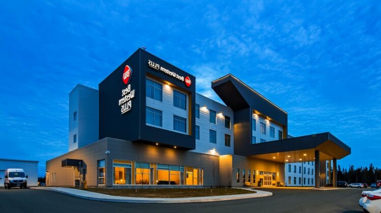 Best Western Plus St John's Airport Hotel and Suites