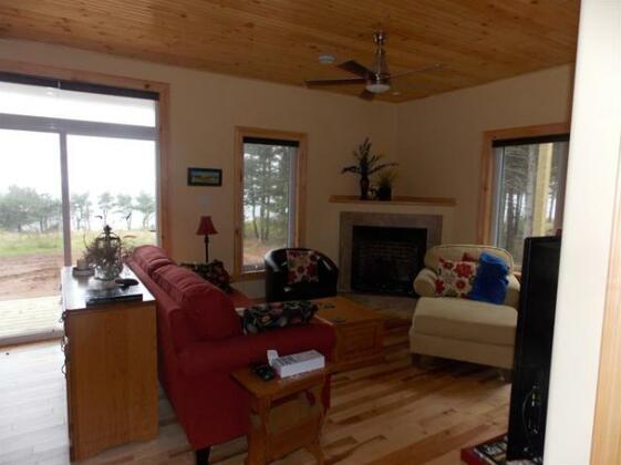 Vacation Home On The Bay - Photo5