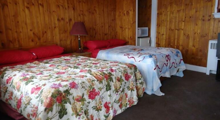 Champlain Motel - Photo4