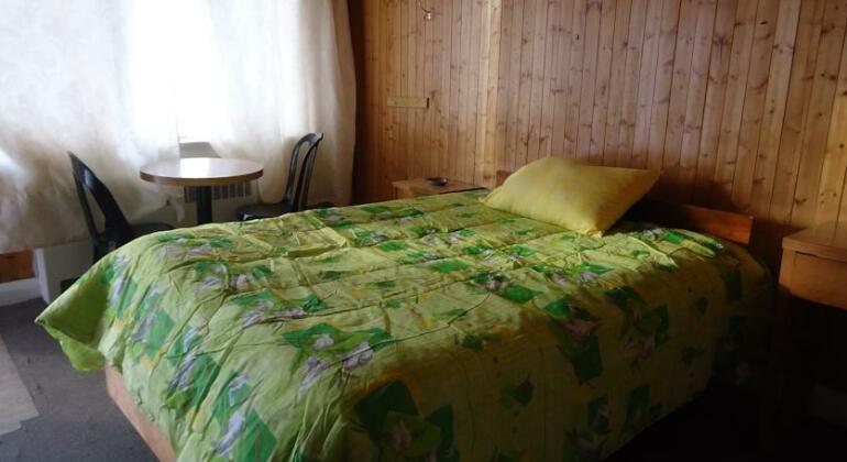 Champlain Motel - Photo5