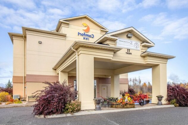 Comfort Inn Sturgeon Falls - Photo4