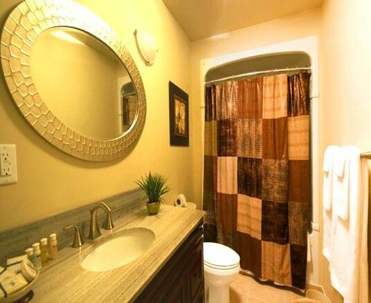 Executive Suites on Durham - Photo2