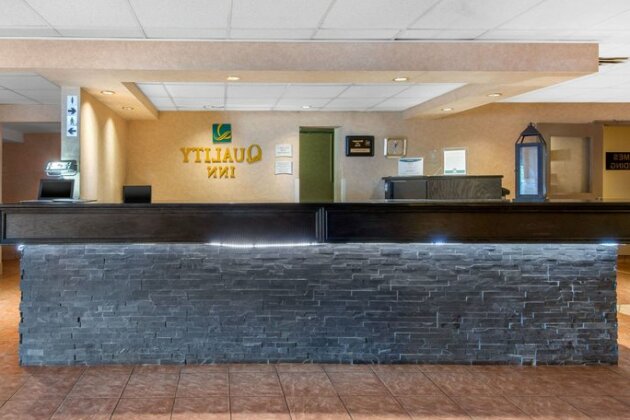 Quality Inn & Conference Centre Downtown Sudbury - Photo2
