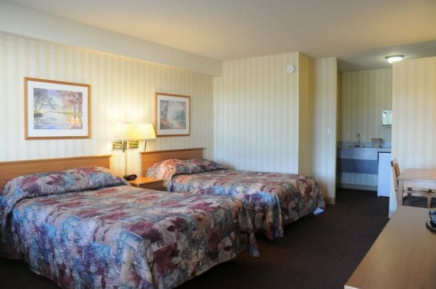 Country Lane Inn & Suites - Photo4