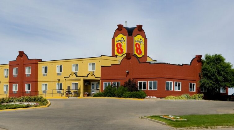 Super 8 by Wyndham Swift Current