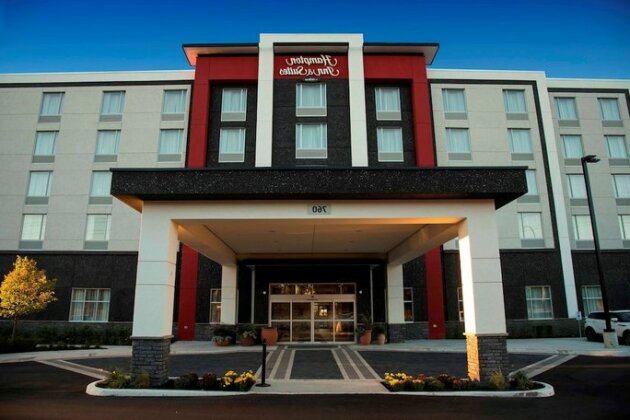 Hampton Inn & Suites by Hilton Thunder Bay - Photo2