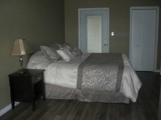 Seasons Extended Stay Suites - Photo5