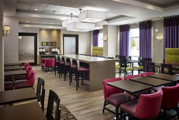 Hampton Inn by Hilton Timmins - Photo5