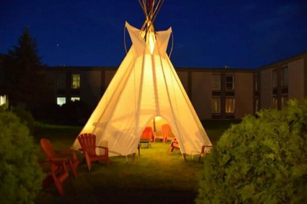 Ramada by Wyndham Timmins - Photo2