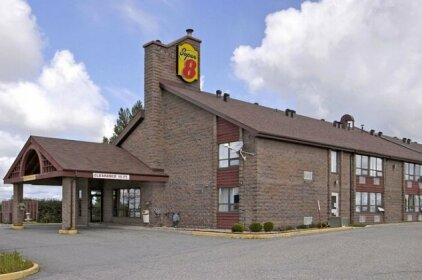Super 8 by Wyndham Timmins ON