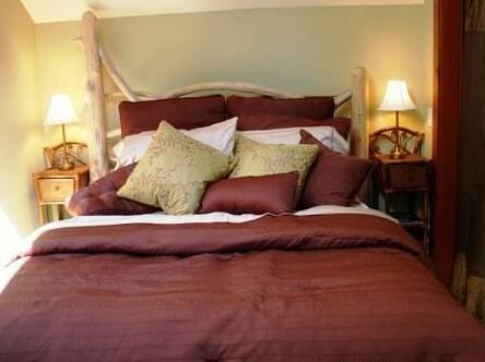 Tigh-Na-Clayoquot Vacation Rental - Photo5