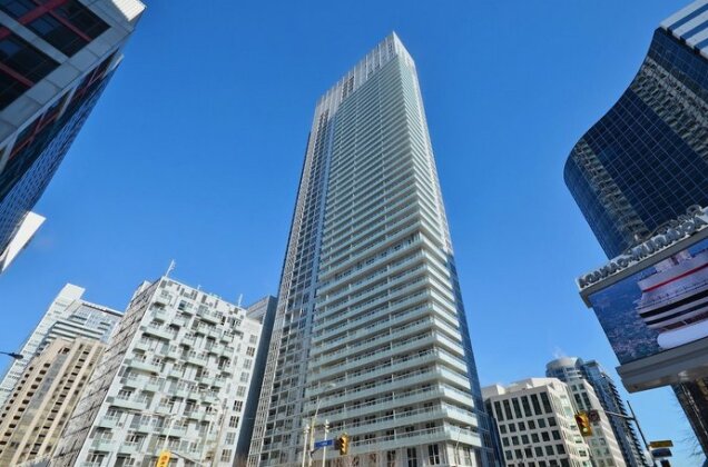 Atlas Suites - CN Tower & Convention Centre Toronto