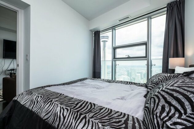 Condo in the sky with a breathtaking view - Photo4
