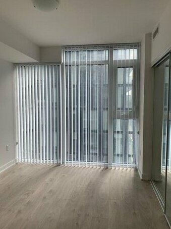 Downtown One Bedroom with In Suite Washroom