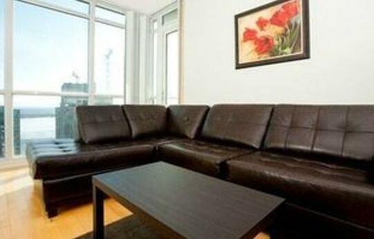 E S I Furnished Suites at the ACC - Photo4