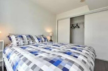 Executive Furnished Condos - L Tower - Photo3