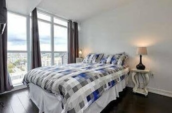 Executive Furnished Condos - L Tower - Photo5