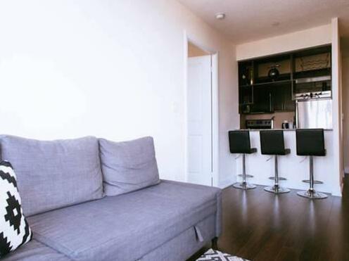 JP Stays - Luxurious Condo offered by Short Term Stays - Photo3