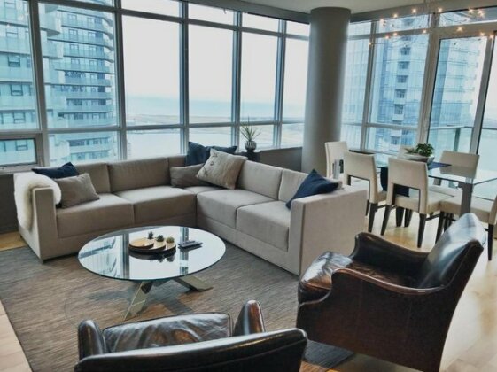 Luxurious Downtown Condo 47th Floor 2-Bedroom - Photo2