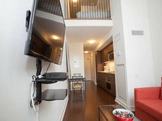 Pinnacle Suites - Trendy 2-Story Loft offered by Short Term Stays - Photo4
