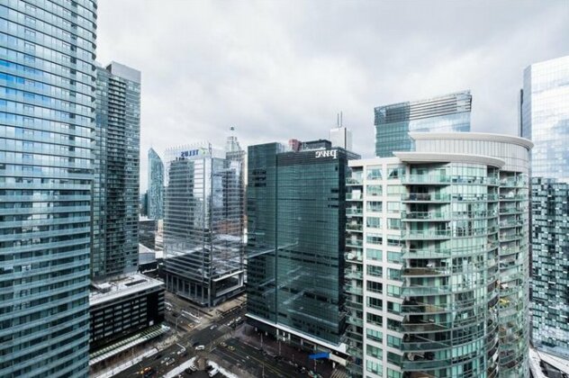 QuickStay - Luxury Condo CN Tower View