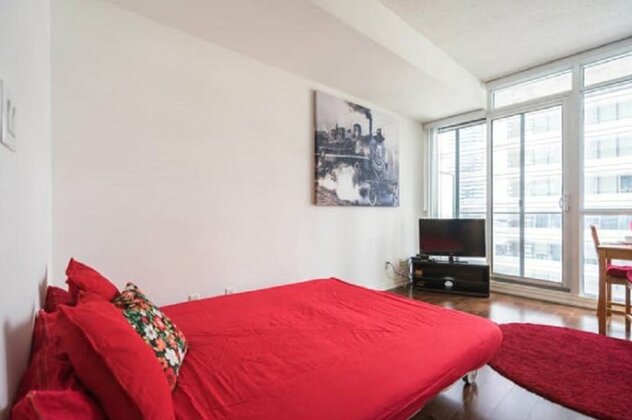 Stylish & Central Condo 1 min from Union Station - Photo4