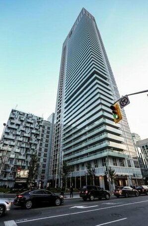 Toronto Front Street West Apartment