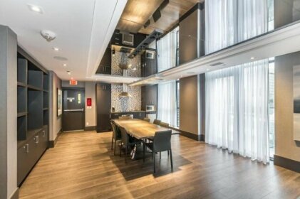 Toronto Furnished Living College Street Elevate Rooms