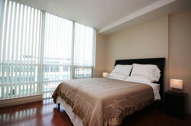 Whitehall Suites Toronto - Photo3