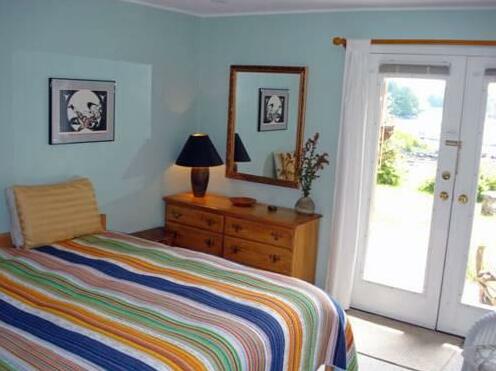 Carolyn's Cove B&B - Photo4