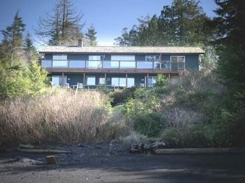 Ebb Tide Bed & Breakfast - Photo4