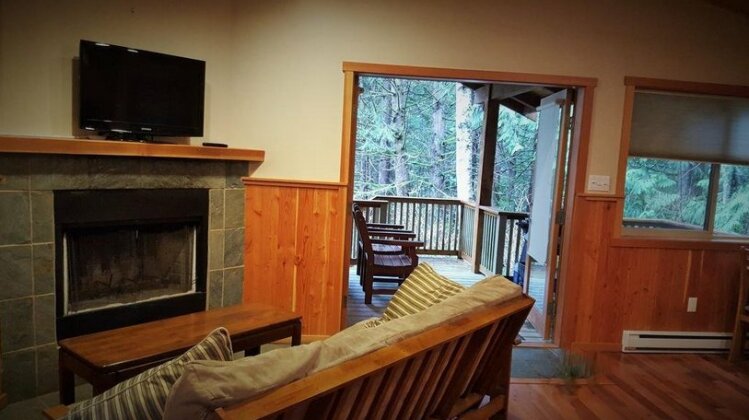 Evergreen Forest Cabins - Photo4