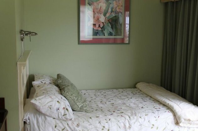Ucluelet Guest House - Photo2