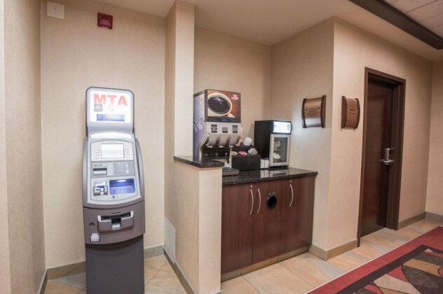 Quality Inn & Suites Val D'Or - Photo2