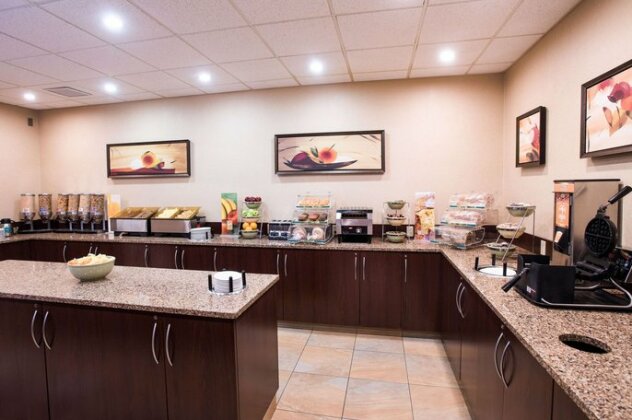 Quality Inn & Suites Val D'Or - Photo5