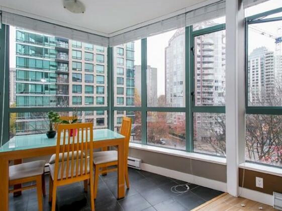 Luxury 3 Bed Private Apartment in Central Downtown - Photo5
