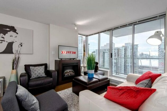 Vancouver Hamilton 2BR Apartment - Photo2
