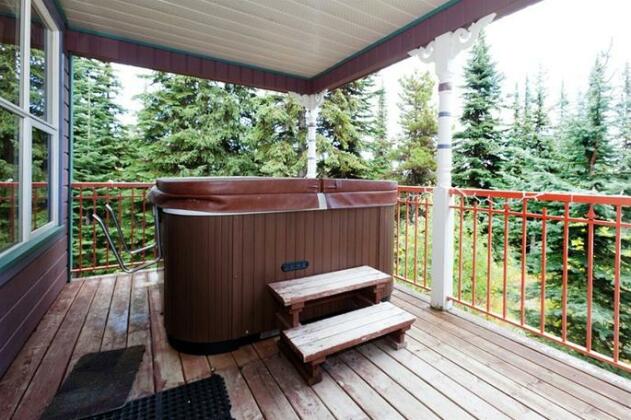 Vance Creek Vacation Accommodation on Silver Star Mountain - Photo5