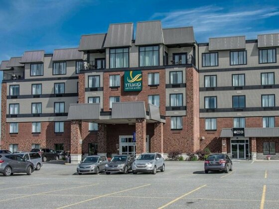 Quality Inn & Suites Victoriaville - Photo2