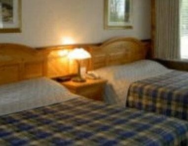 Mystic Isle Motel - Photo2