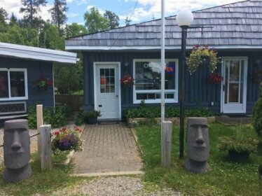 Mystic Isle Motel