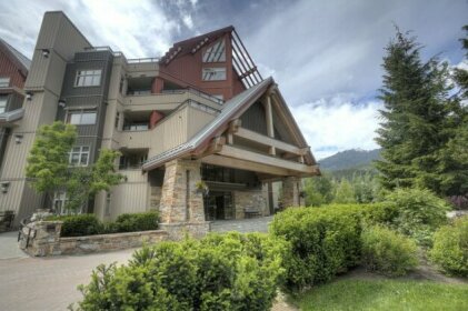 ResortQuest Rentals at Lake Placid Lodge