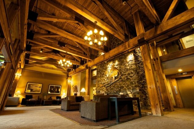 Tantalus Resort Lodge - Photo3