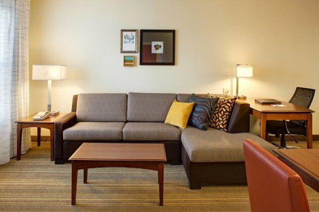 Residence Inn by Marriott Whitby - Photo5