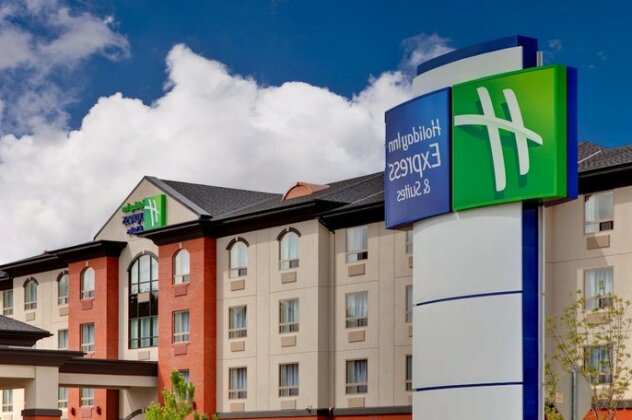 Holiday Inn Express & Suites Whitecourt Whitecourt - Photo2