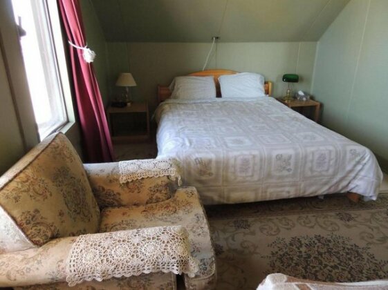 Historical Guest House Bed and Breakfast - Photo5