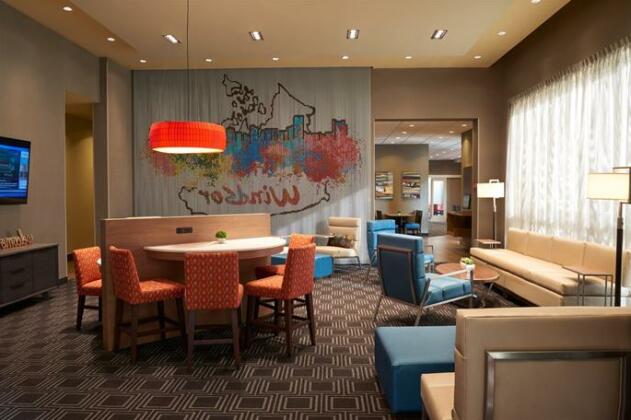 TownePlace Suites by Marriott Windsor - Photo4